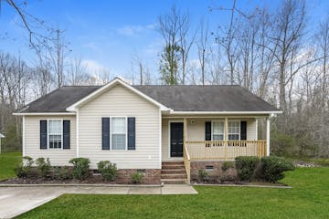 1473 Smokey Mountain Dr Zebulon, NC 27597